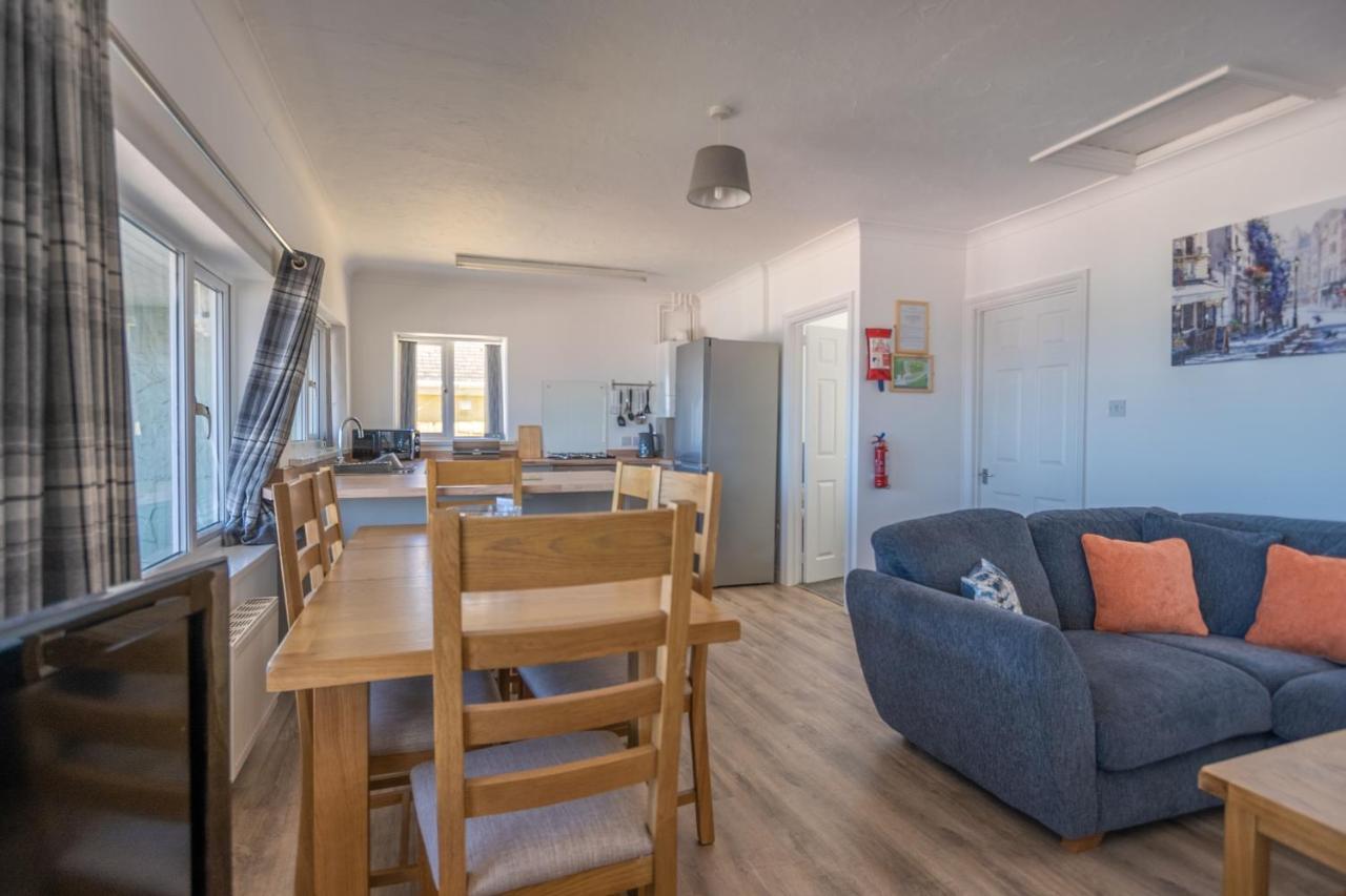 Ivy Cottage With Sea Views Бидефорд Екстериор снимка